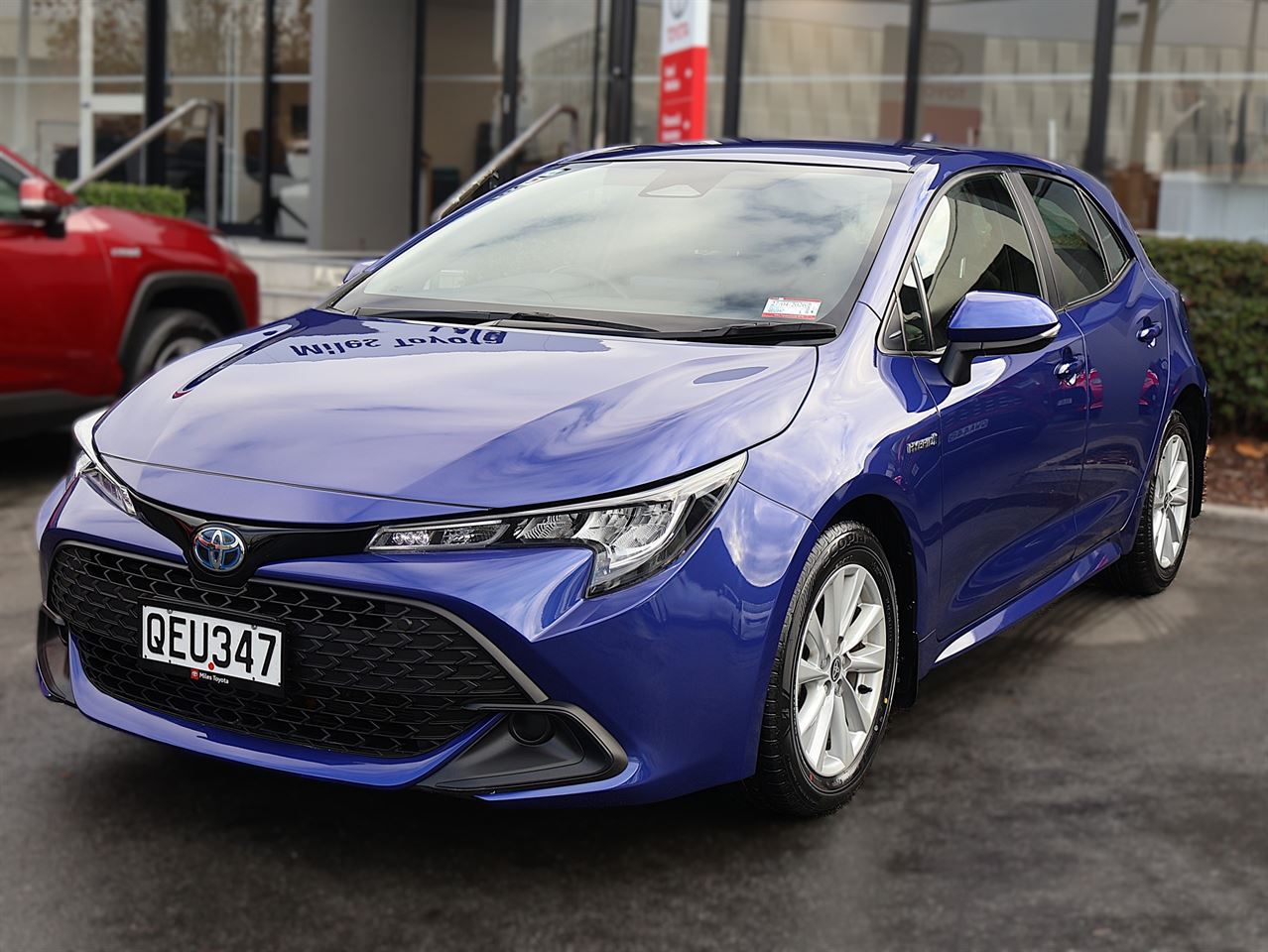 Vehicle image 3