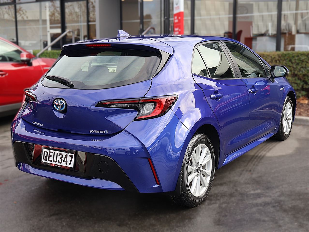 Vehicle image 5