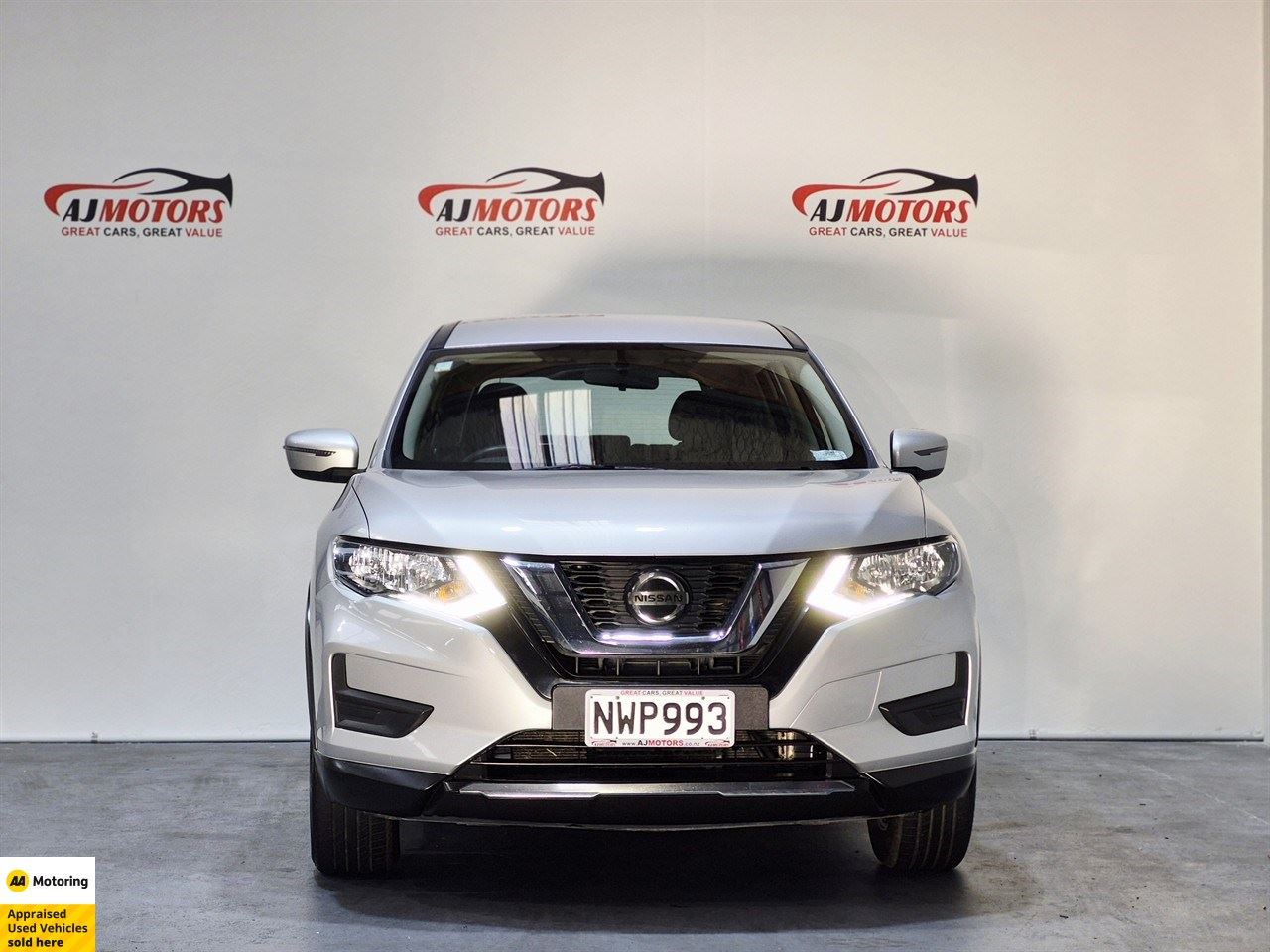 Vehicle image 2
