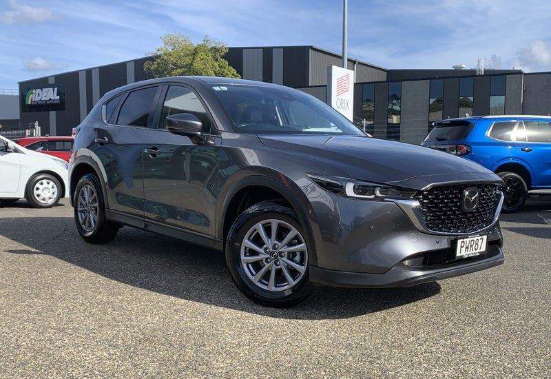 Vehicle image 5