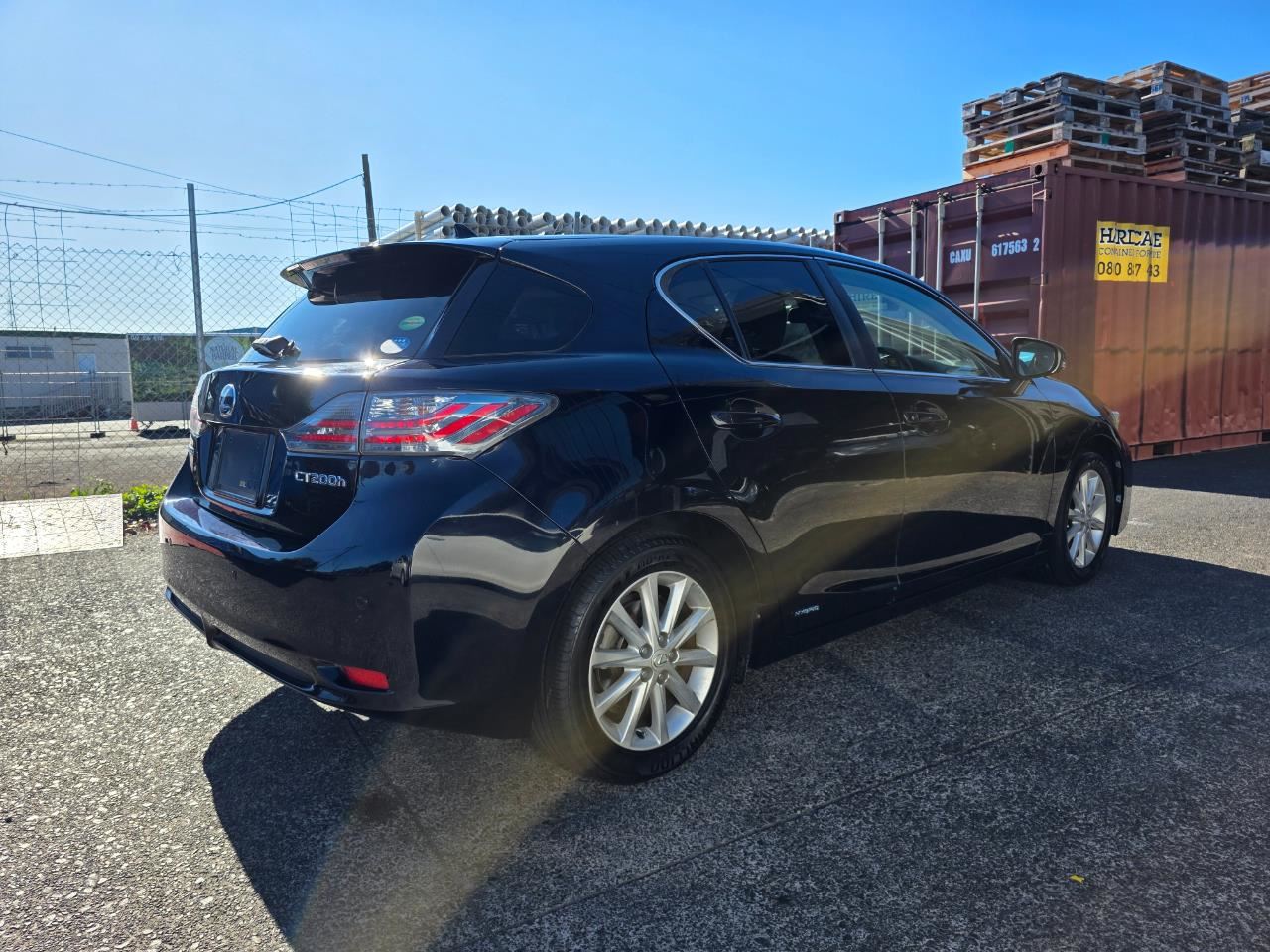 Vehicle image 5