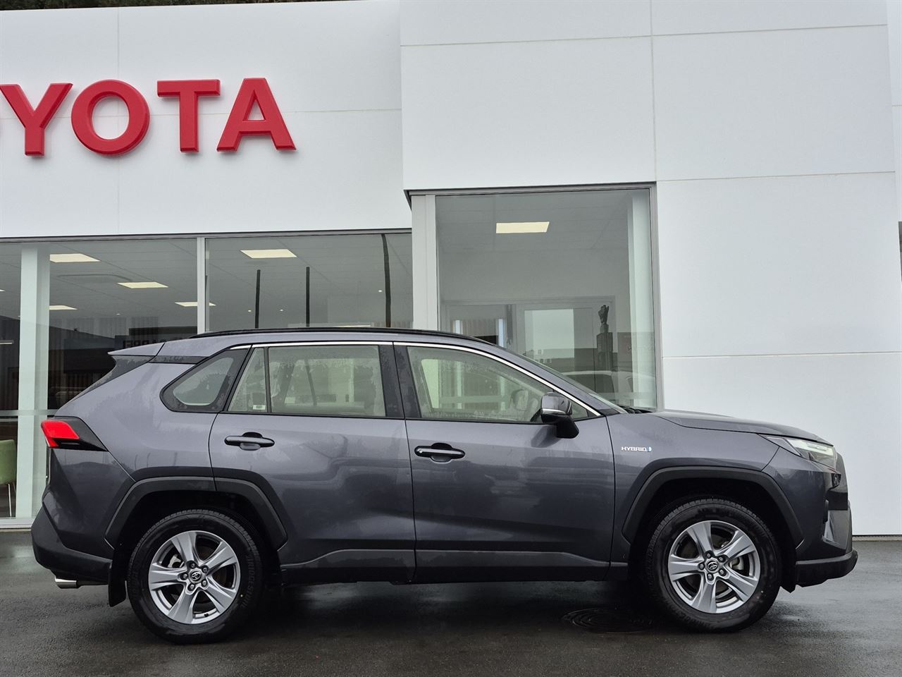 Vehicle image 2