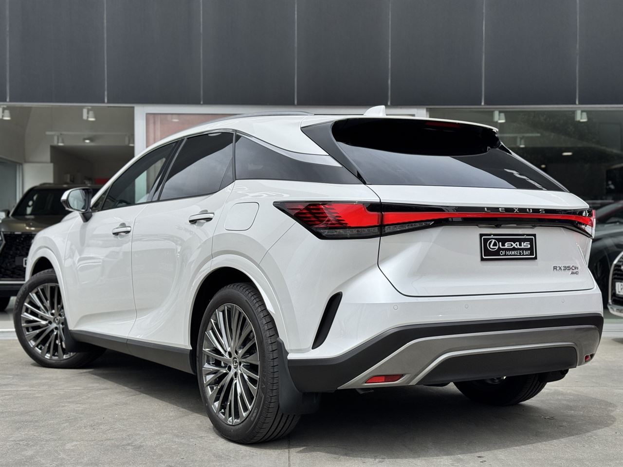 Vehicle image 5