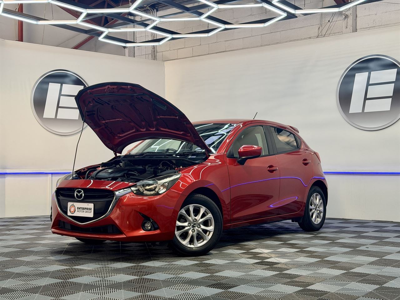 Vehicle image 3