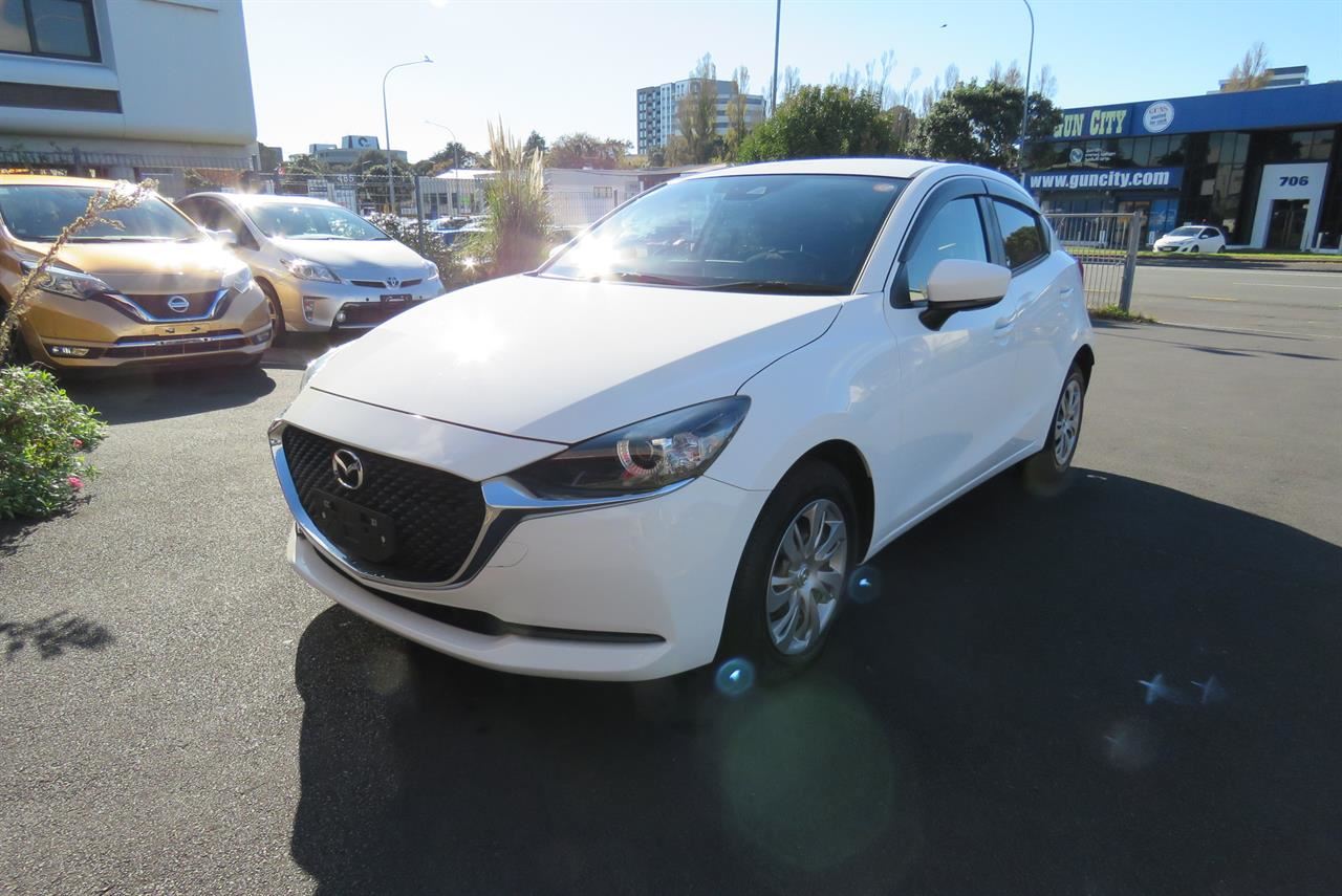 Vehicle image 3
