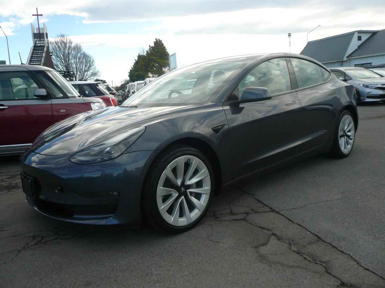 Vehicle image 1