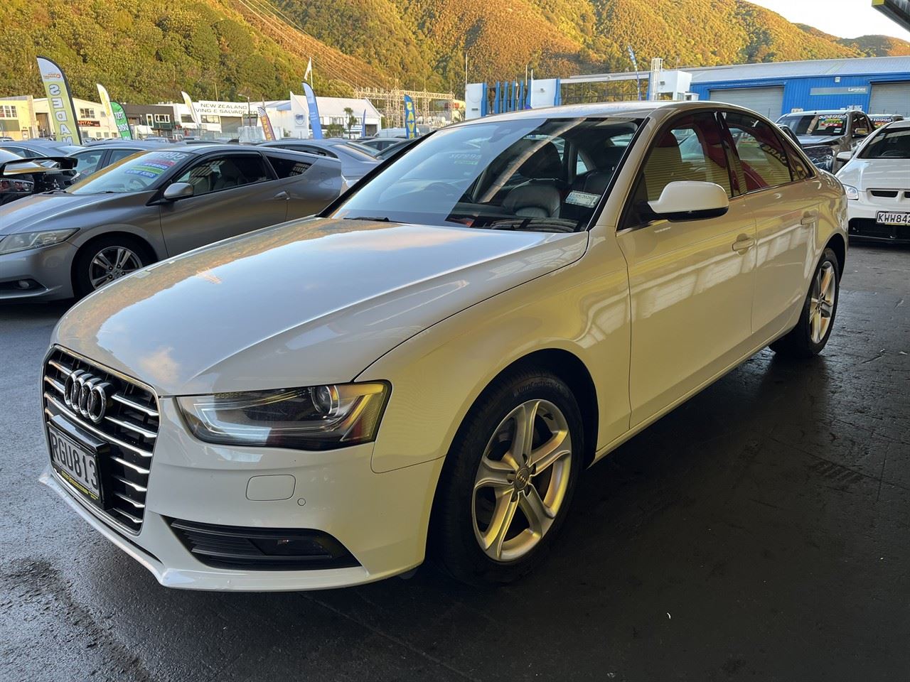 Vehicle image 3