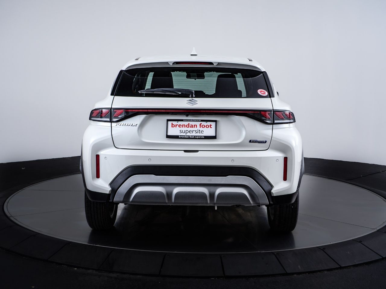 Vehicle image 4