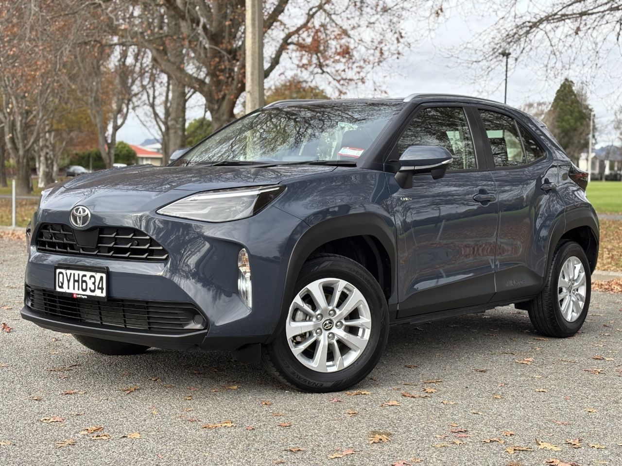 Vehicle image 3