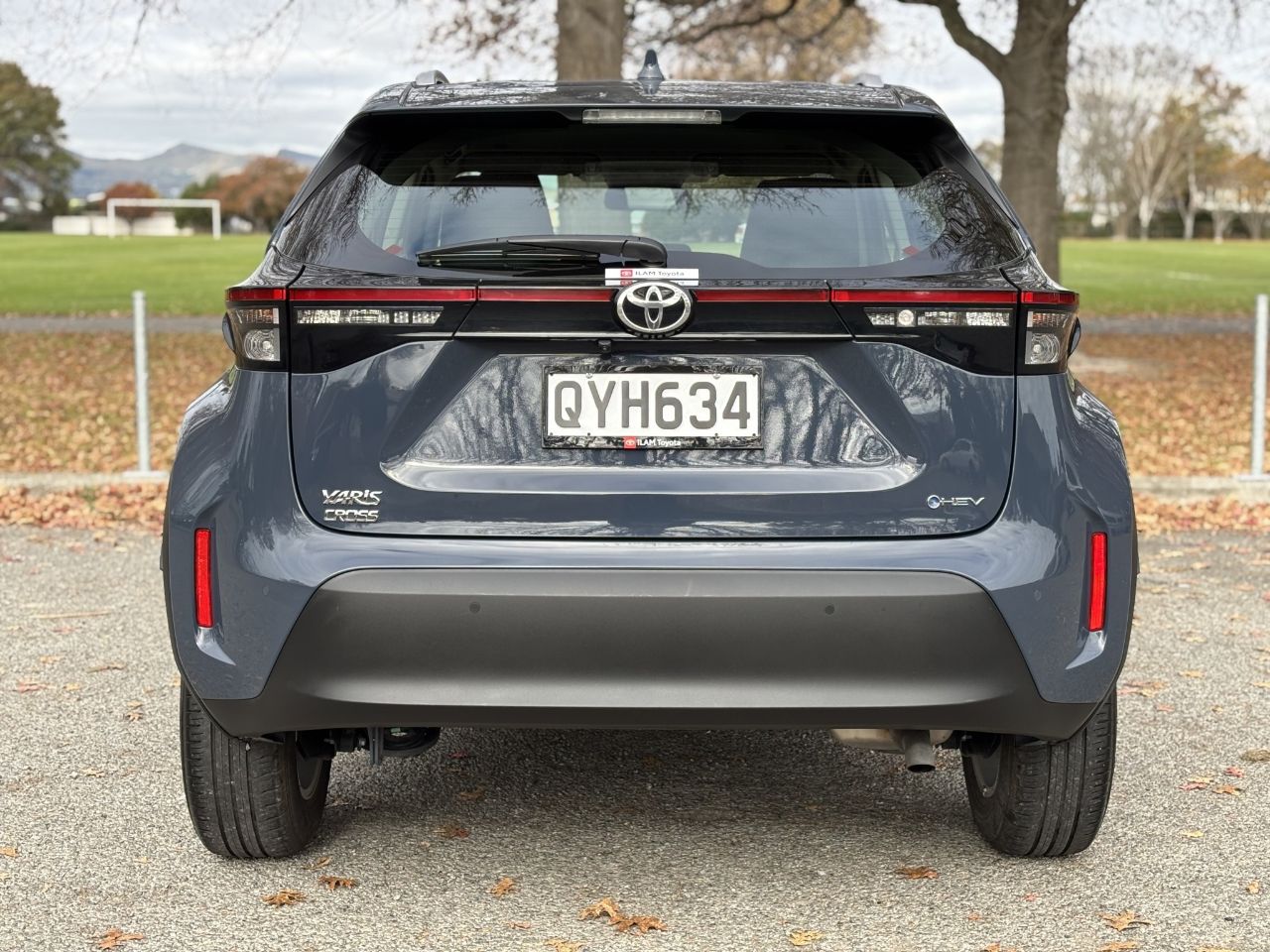 Vehicle image 4
