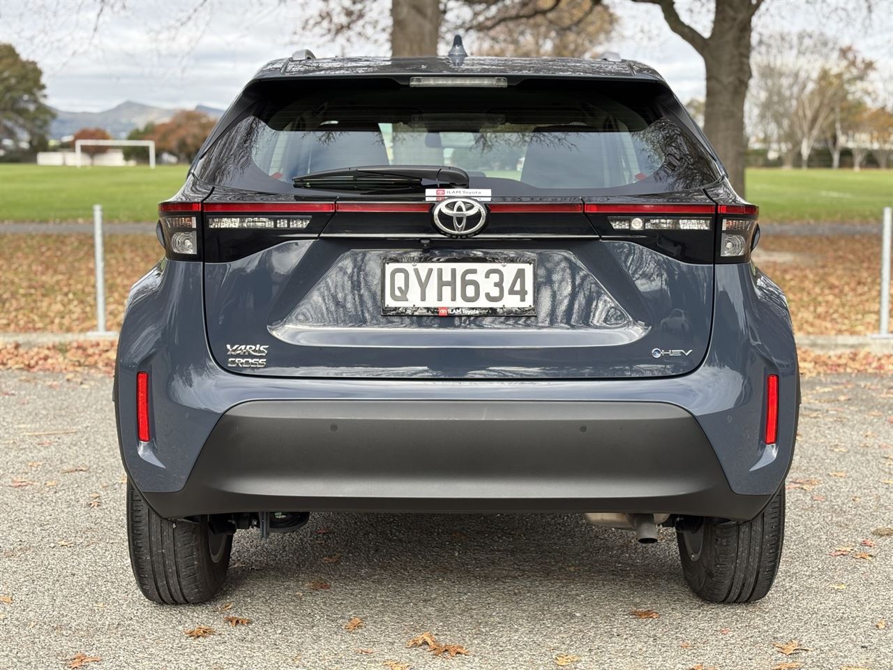 Vehicle image 4