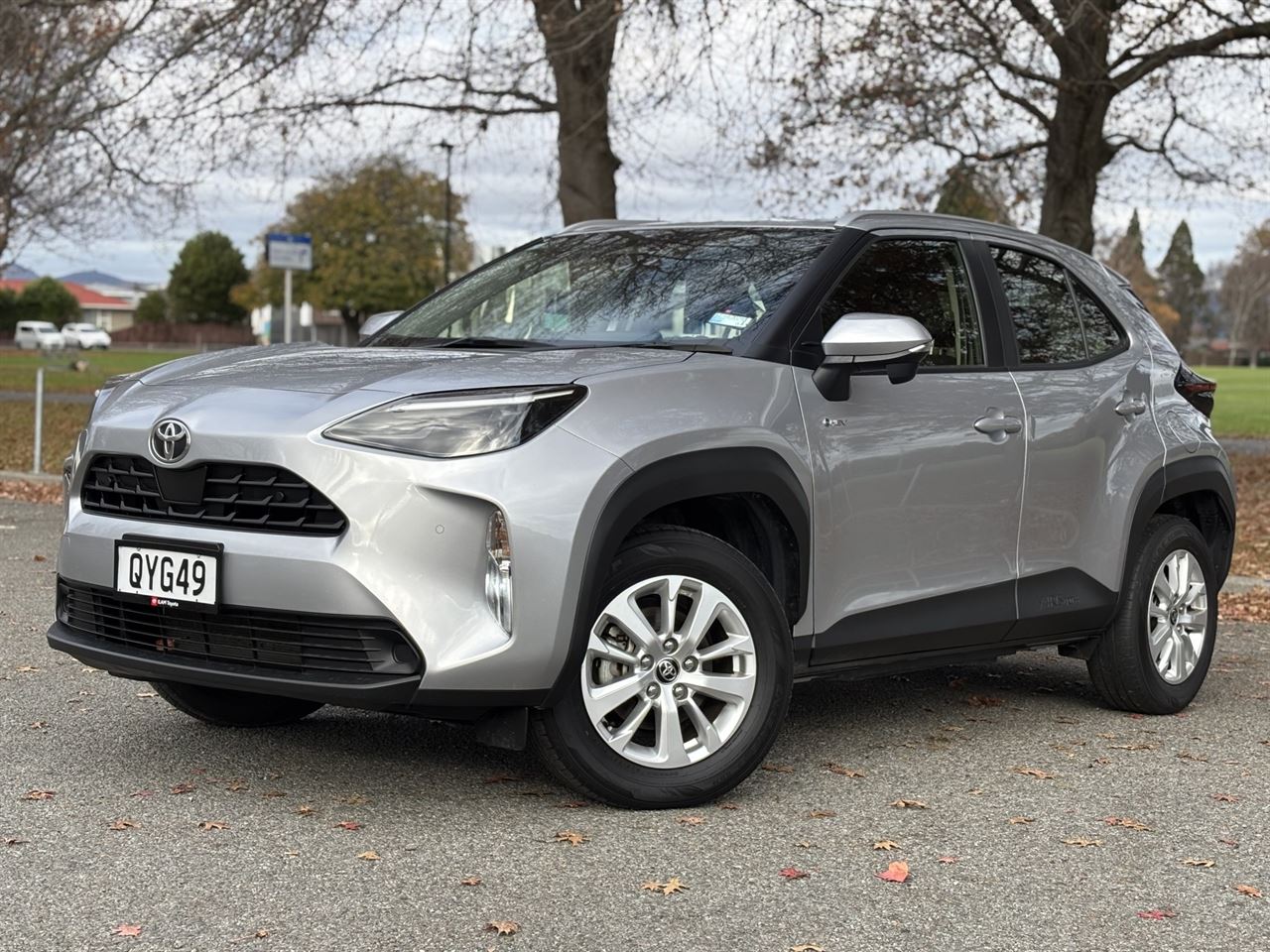 Vehicle image 3