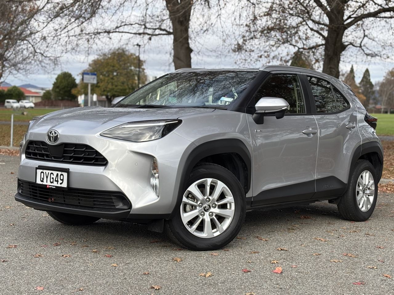 Vehicle image 3