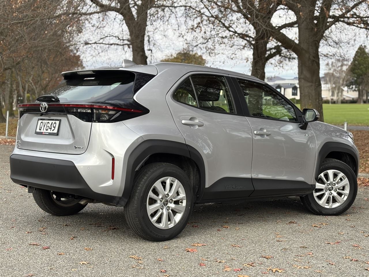 Vehicle image 5