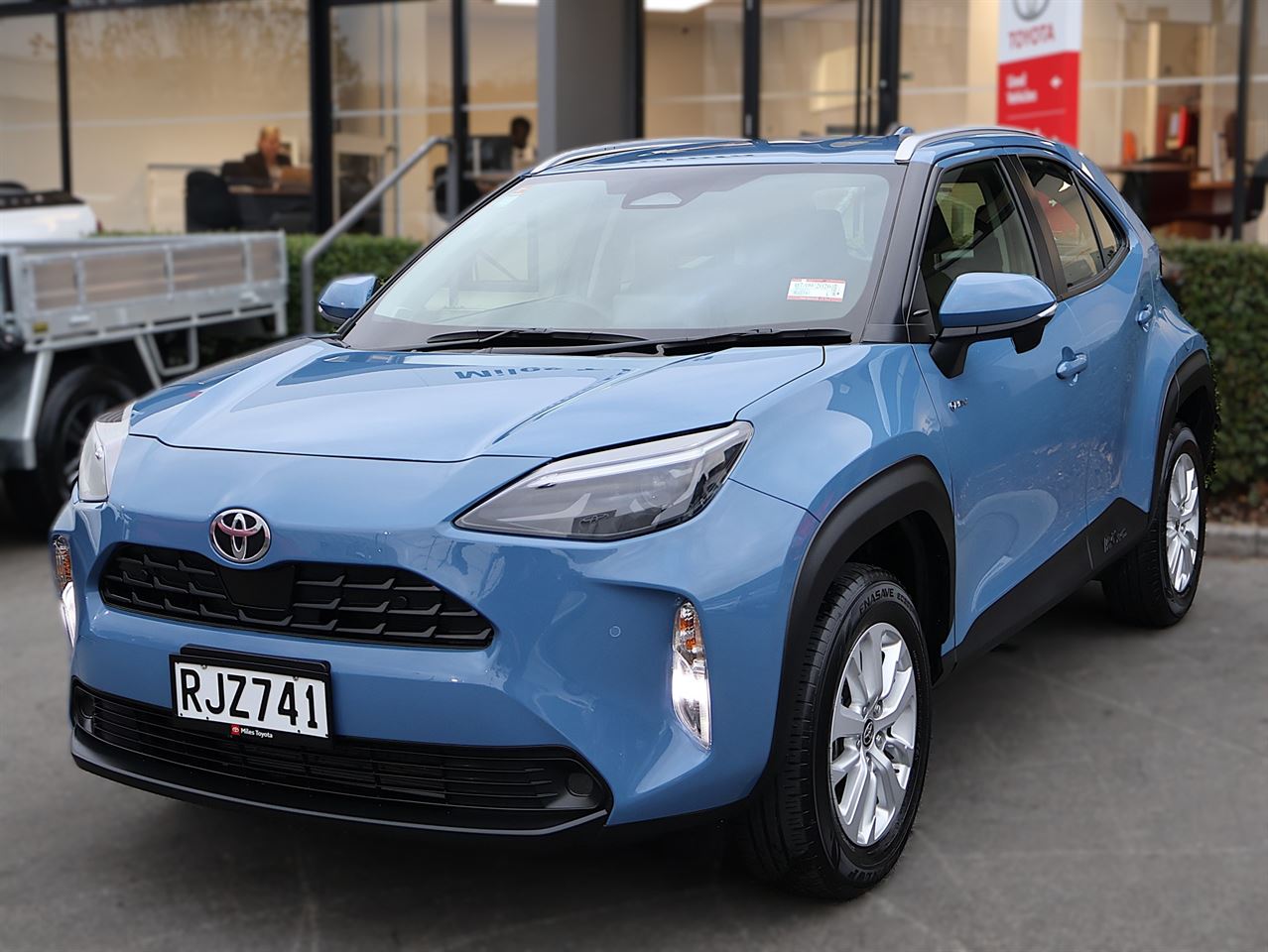 Vehicle image 3