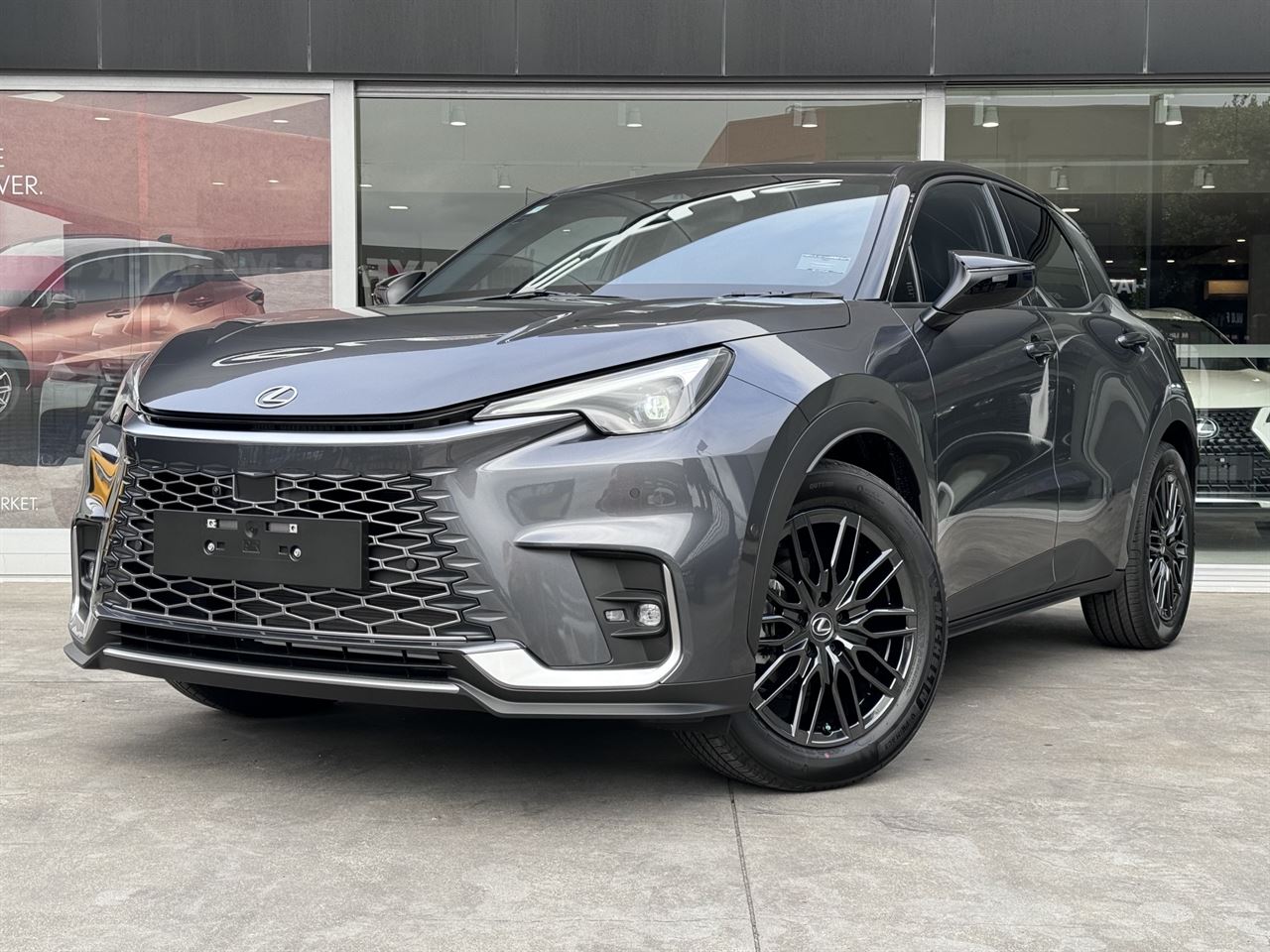 Vehicle image 4