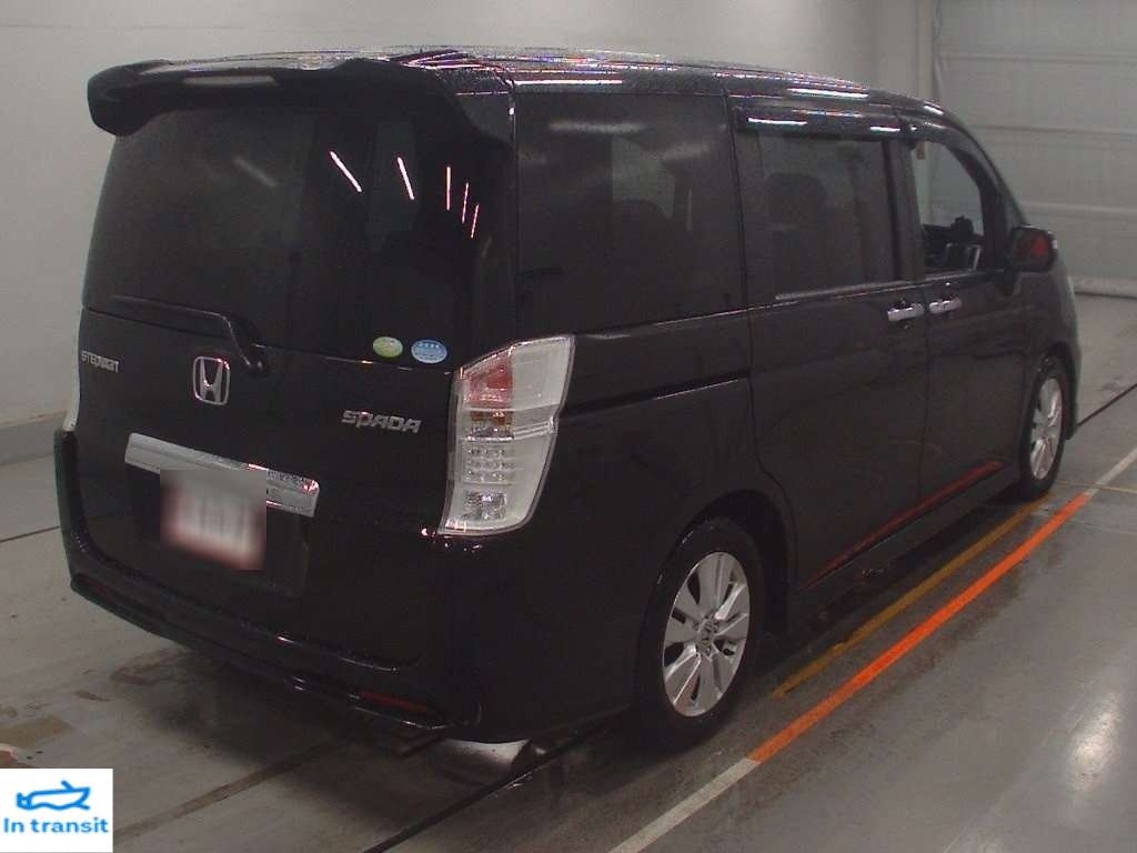Vehicle image 4