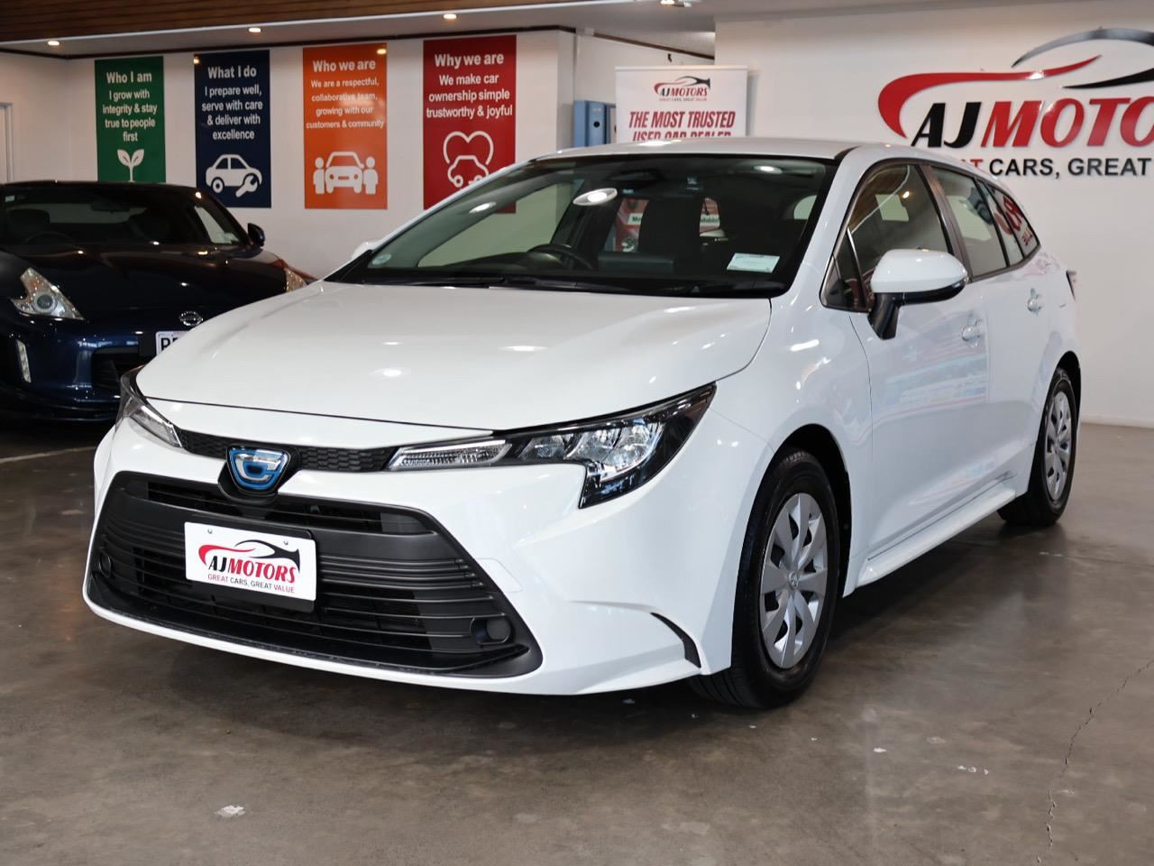 Vehicle image 3