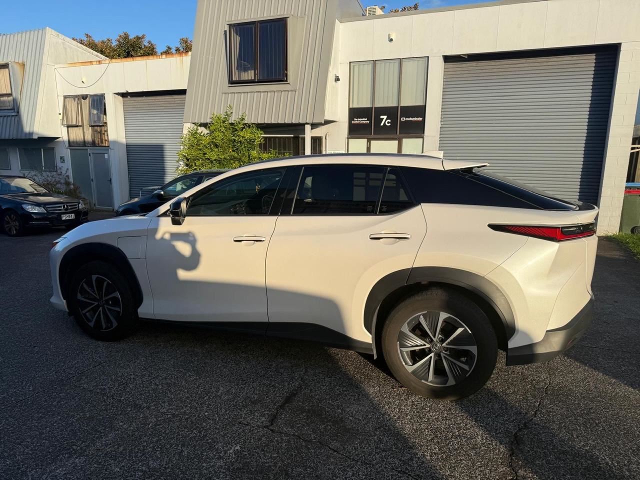 Vehicle image 2