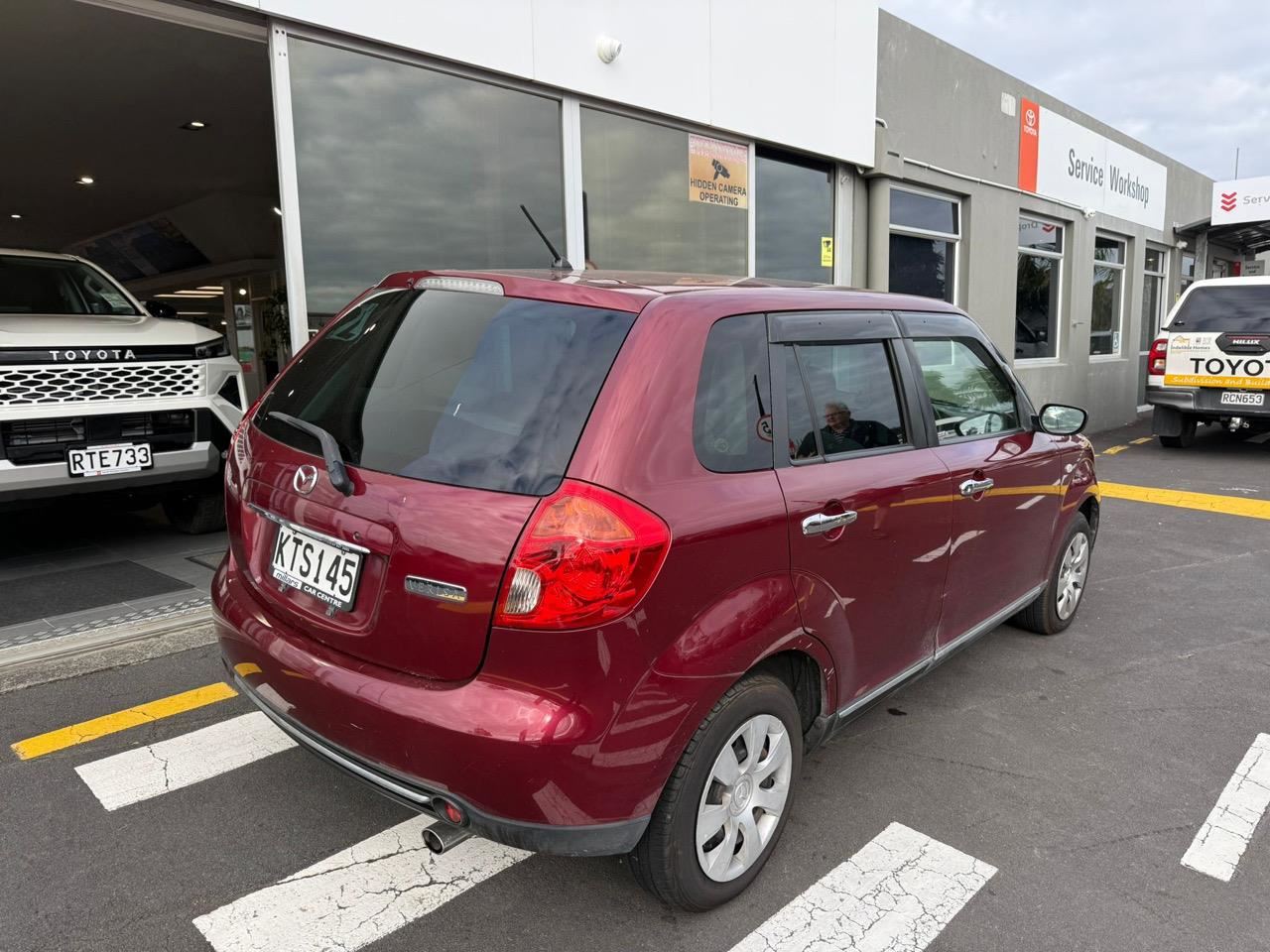 Vehicle image 4