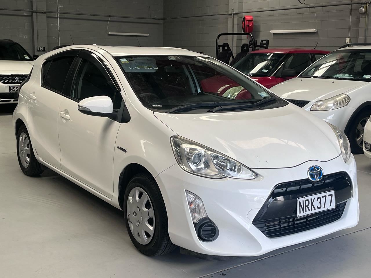 Vehicle image 5