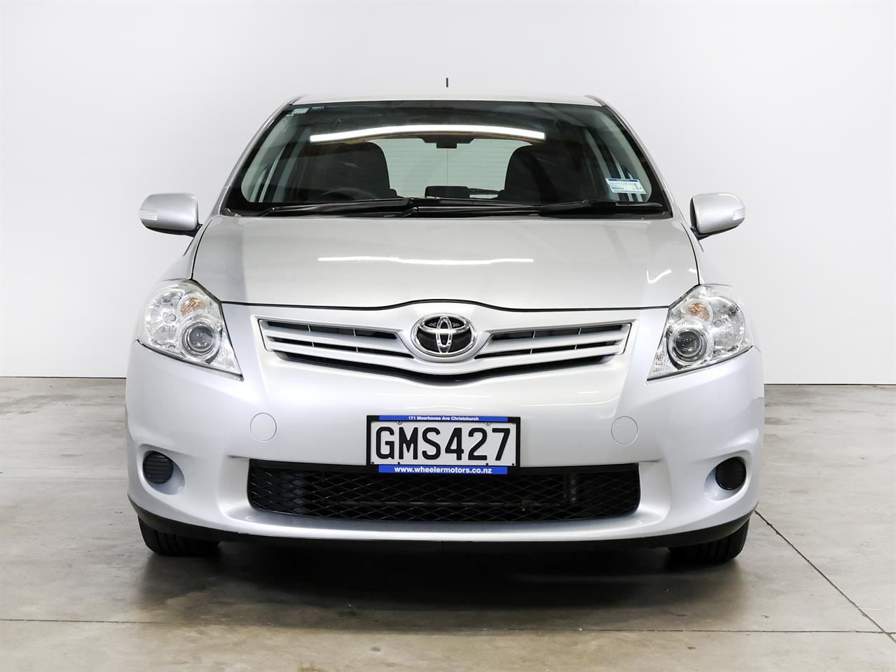 Vehicle image 3