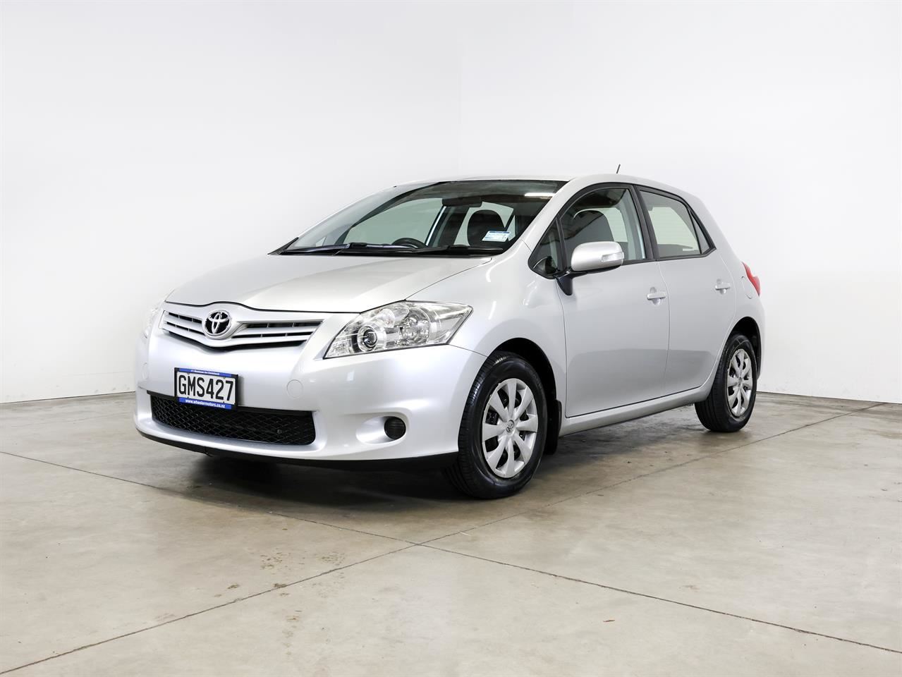 Vehicle image 4