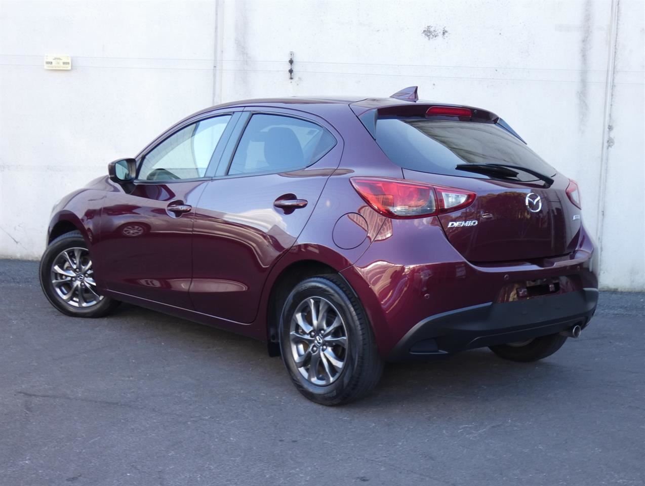 Vehicle image 3