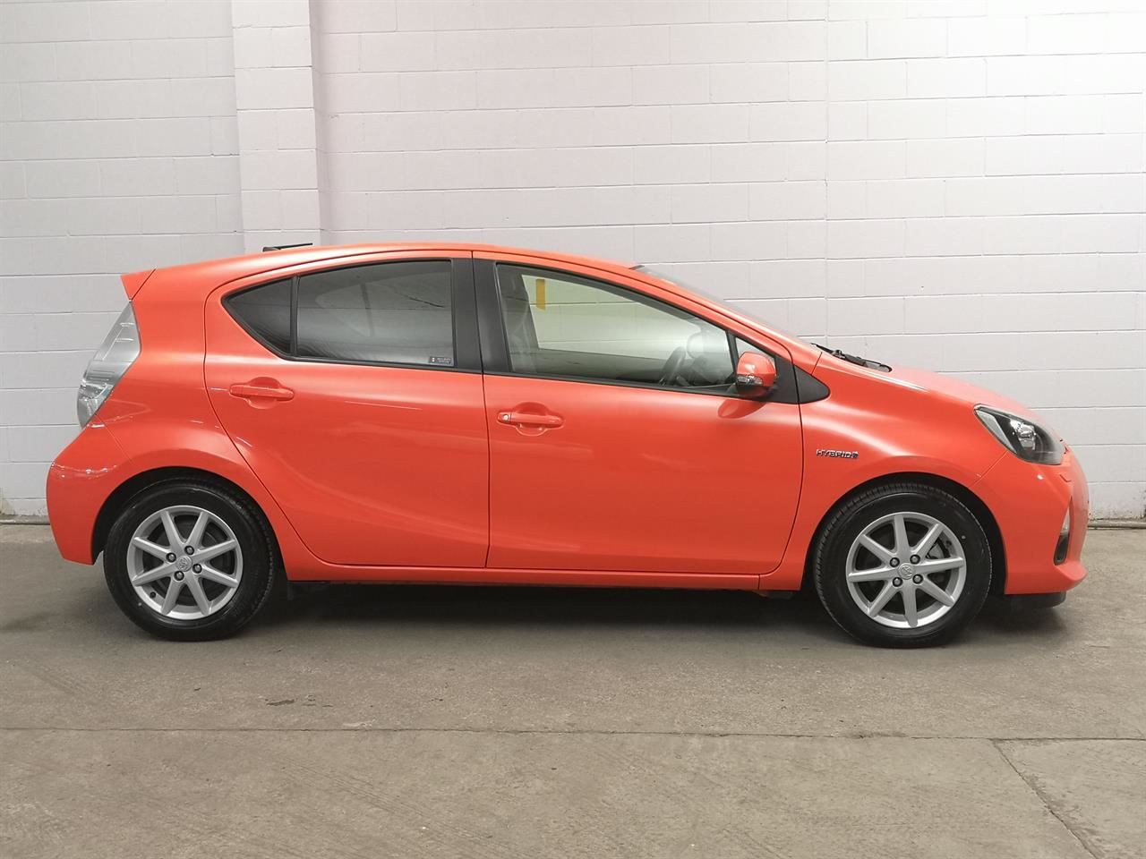 Vehicle image 3