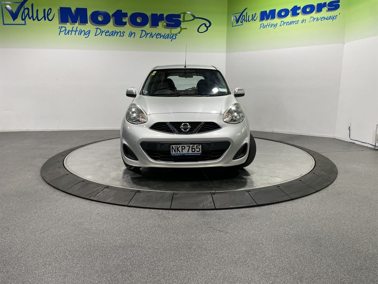 Vehicle image 2
