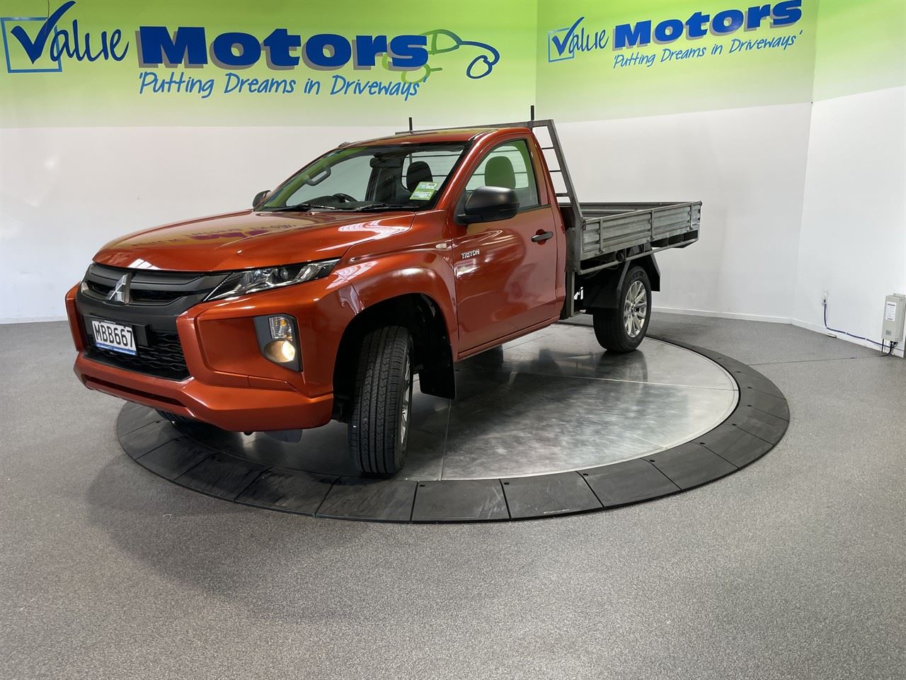 Vehicle image 3