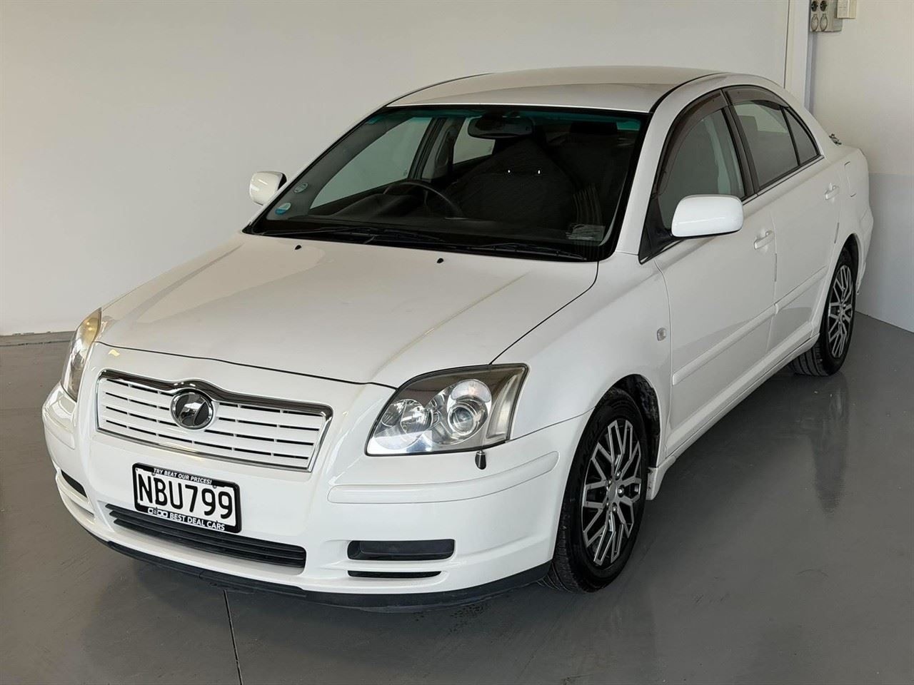Vehicle image 3