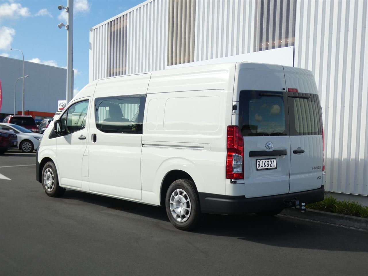 Vehicle image 3