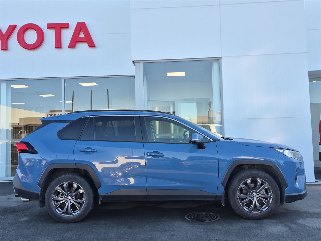 Vehicle image 2