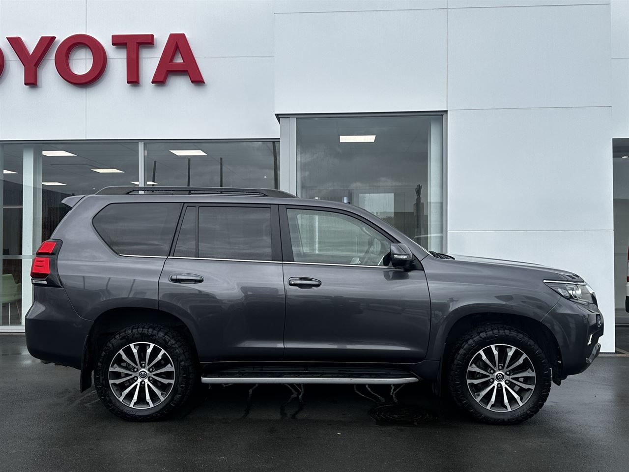 Vehicle image 2