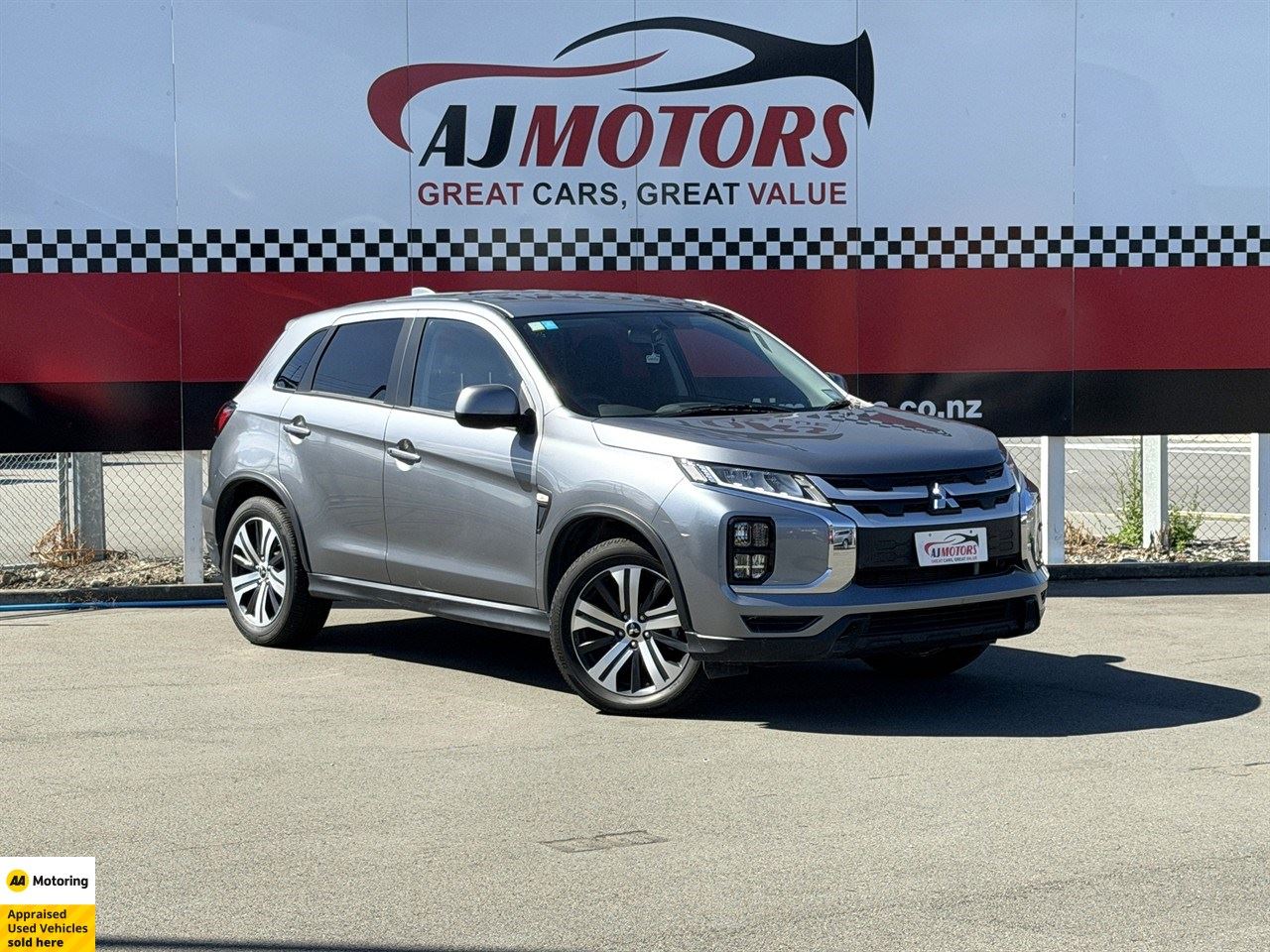 Vehicle image 1