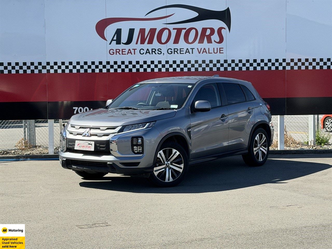 Vehicle image 2