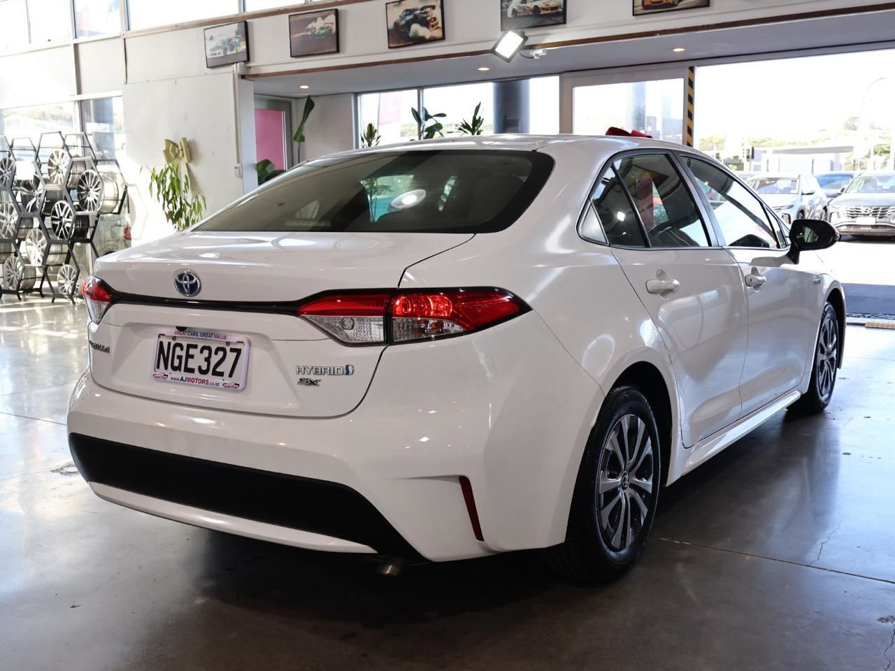 Vehicle image 5