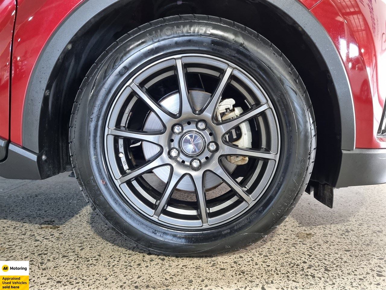 Vehicle image 3
