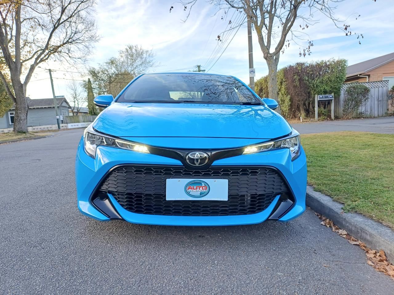 Vehicle image 4