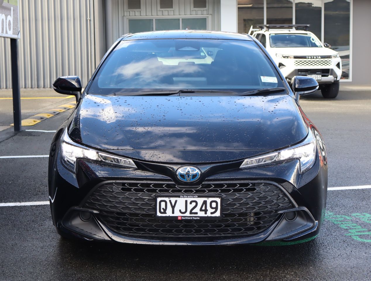 Vehicle image 2