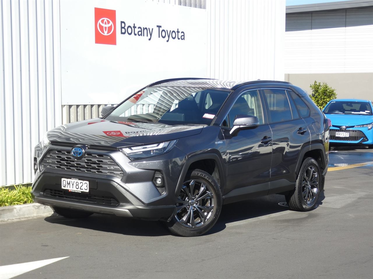 Vehicle image 1