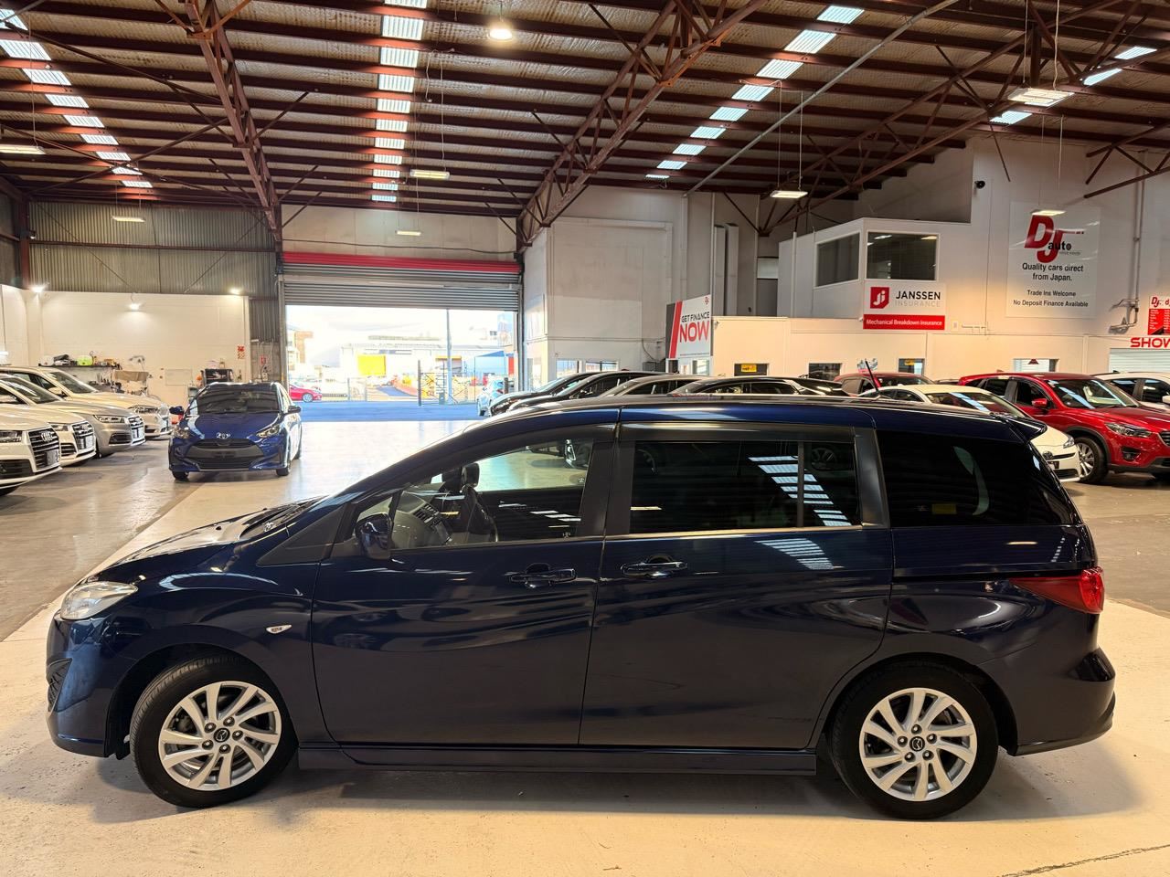 Vehicle image 5