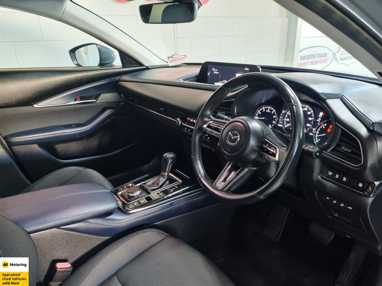 Vehicle image 3