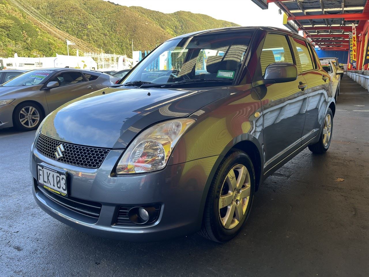 Vehicle image 3