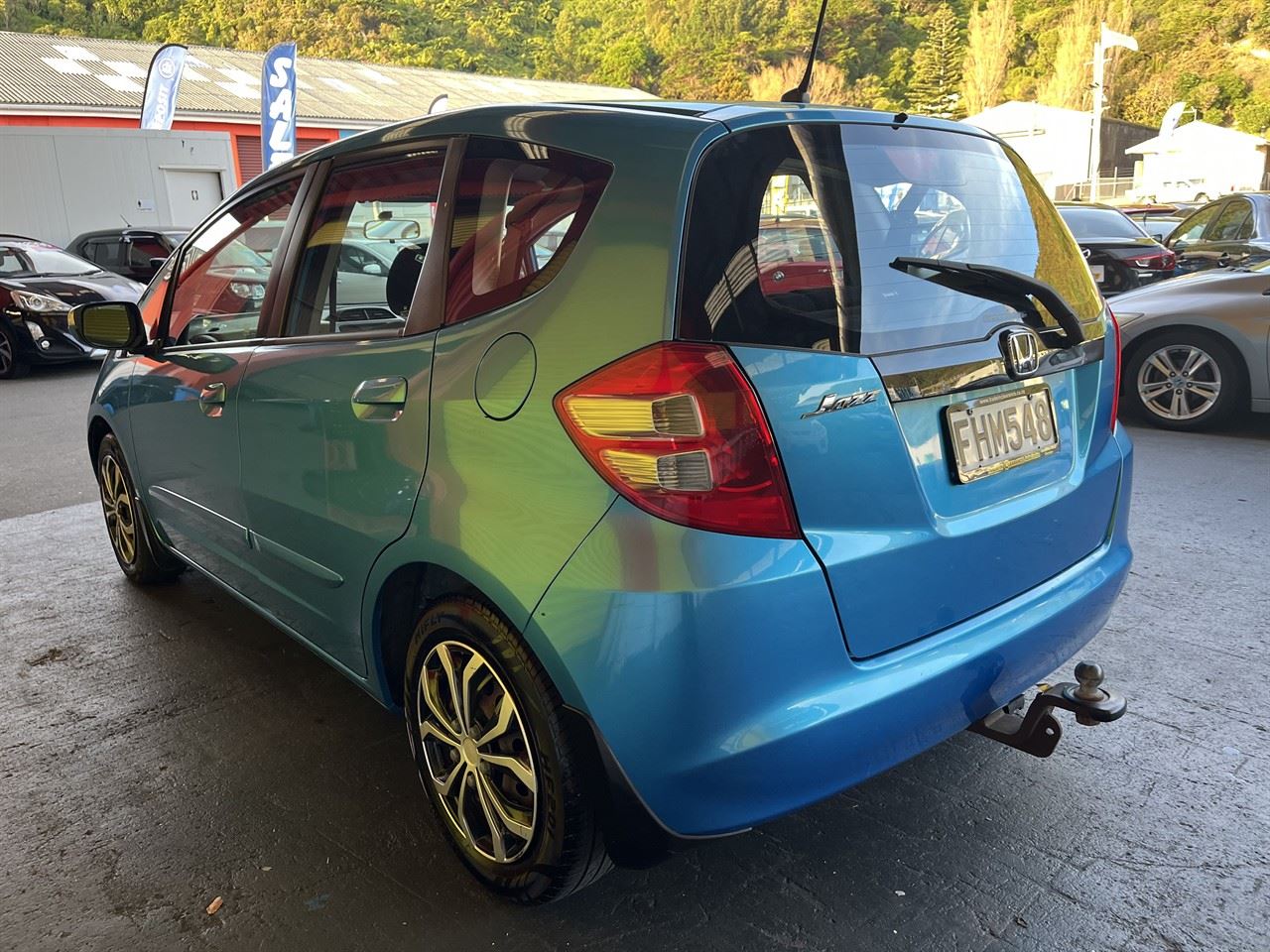Vehicle image 4