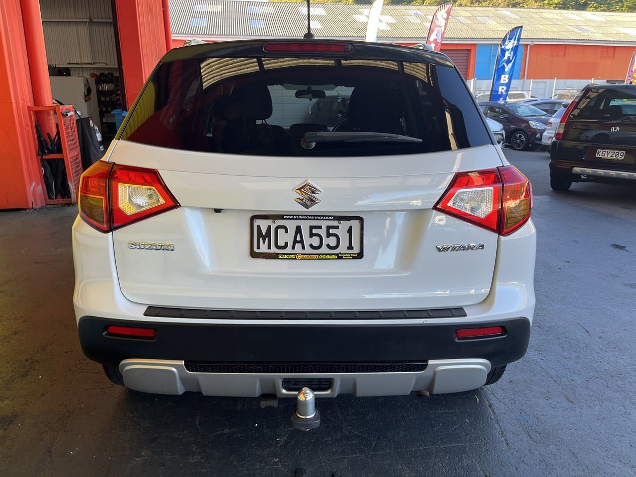 Vehicle image 5