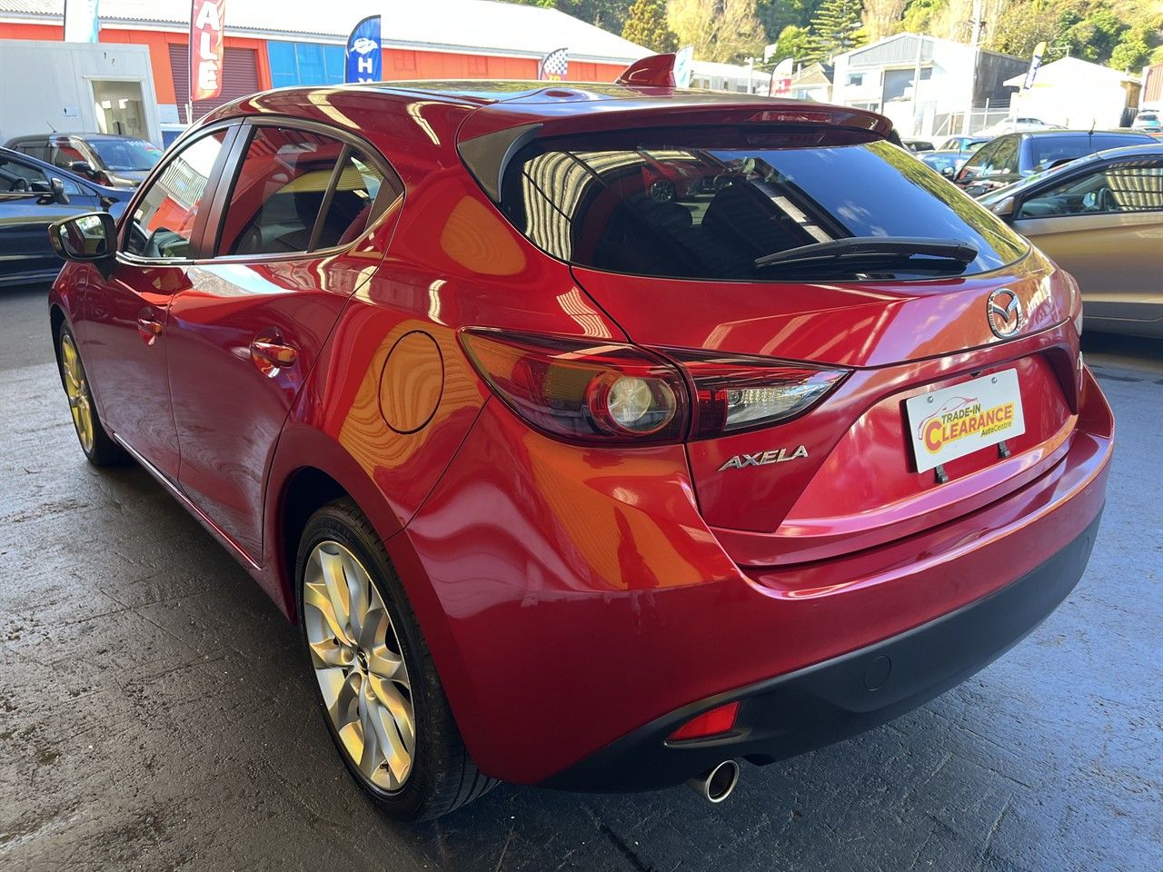 Vehicle image 4