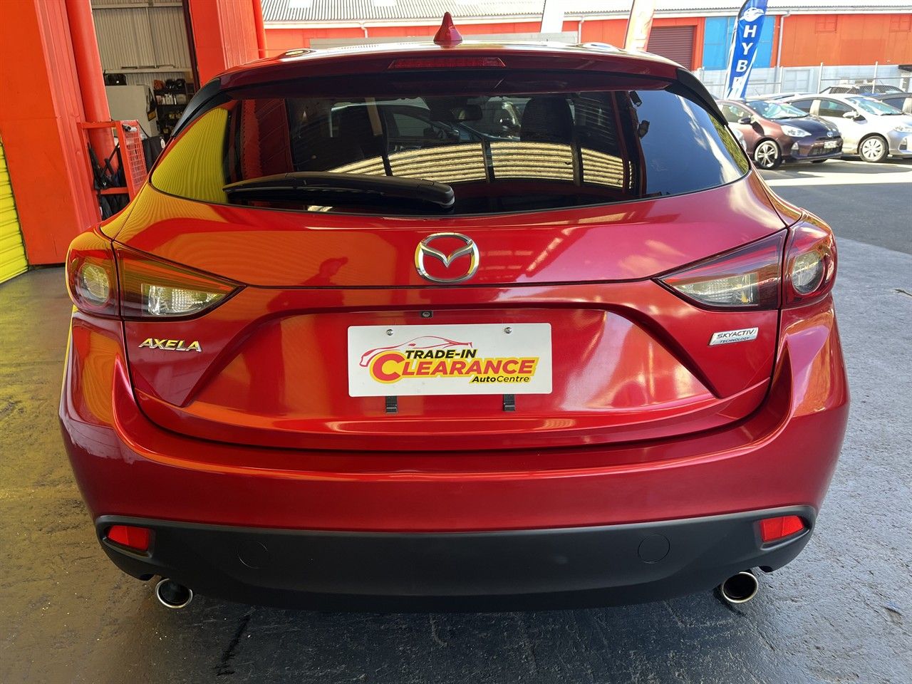 Vehicle image 5