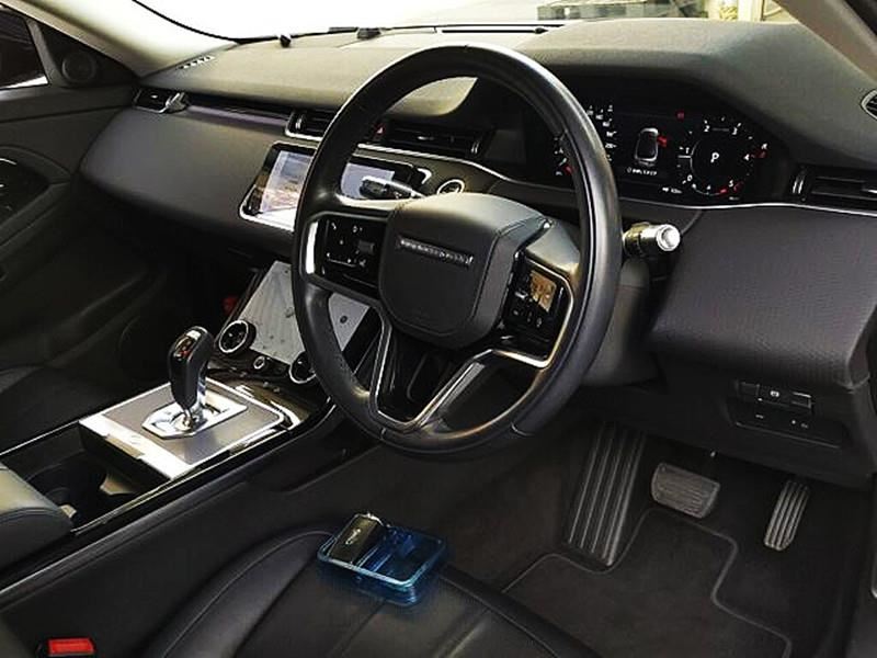 Vehicle image 3